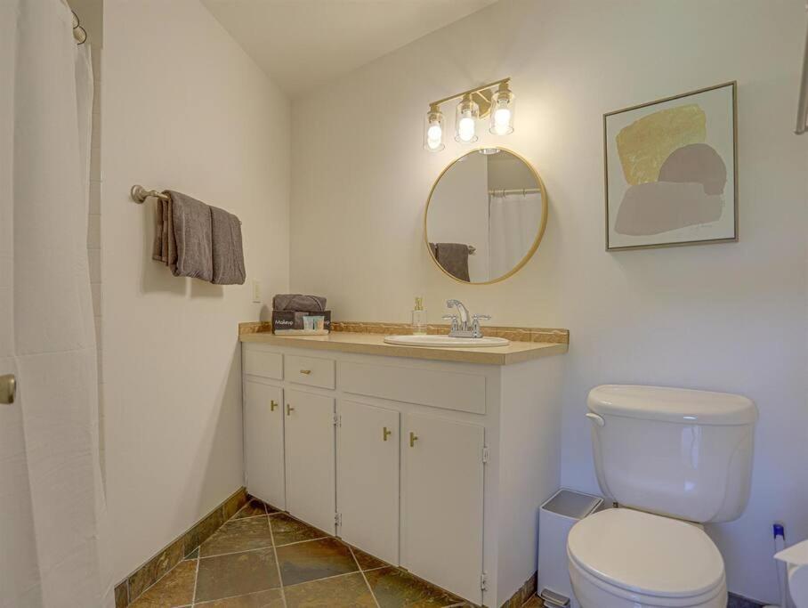 Ski-Mount Hood Charm-Welches,Golf And Ski Resort Condo,W&D, Wifi,Near Woods,Hiking,Fishing Mount Hood Village Bagian luar foto