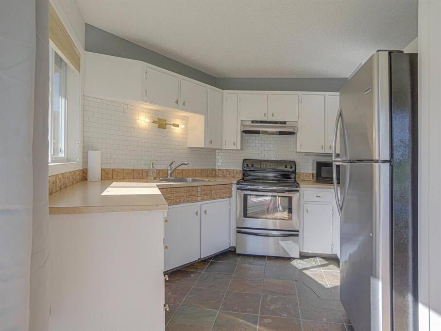 Ski-Mount Hood Charm-Welches,Golf And Ski Resort Condo,W&D, Wifi,Near Woods,Hiking,Fishing Mount Hood Village Bagian luar foto
