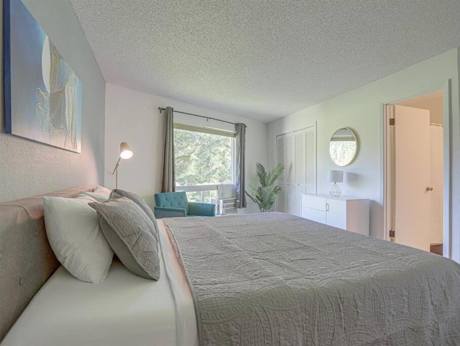 Ski-Mount Hood Charm-Welches,Golf And Ski Resort Condo,W&D, Wifi,Near Woods,Hiking,Fishing Mount Hood Village Bagian luar foto