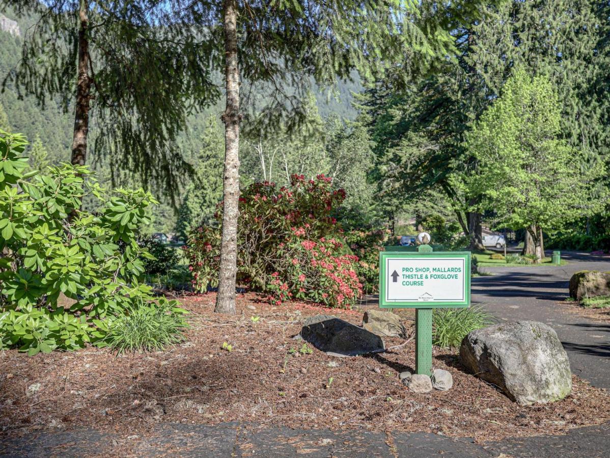 Ski-Mount Hood Charm-Welches,Golf And Ski Resort Condo,W&D, Wifi,Near Woods,Hiking,Fishing Mount Hood Village Bagian luar foto
