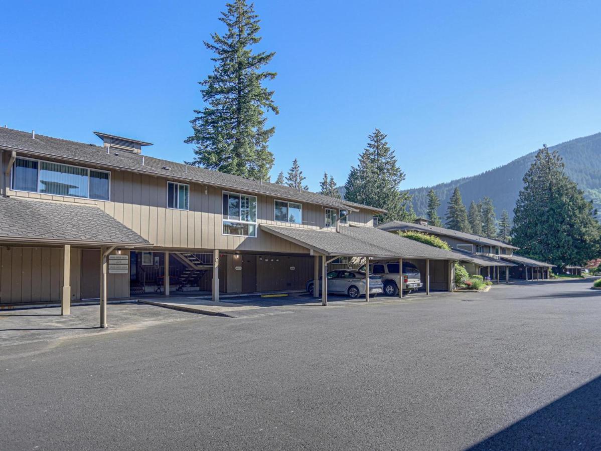 Ski-Mount Hood Charm-Welches,Golf And Ski Resort Condo,W&D, Wifi,Near Woods,Hiking,Fishing Mount Hood Village Bagian luar foto